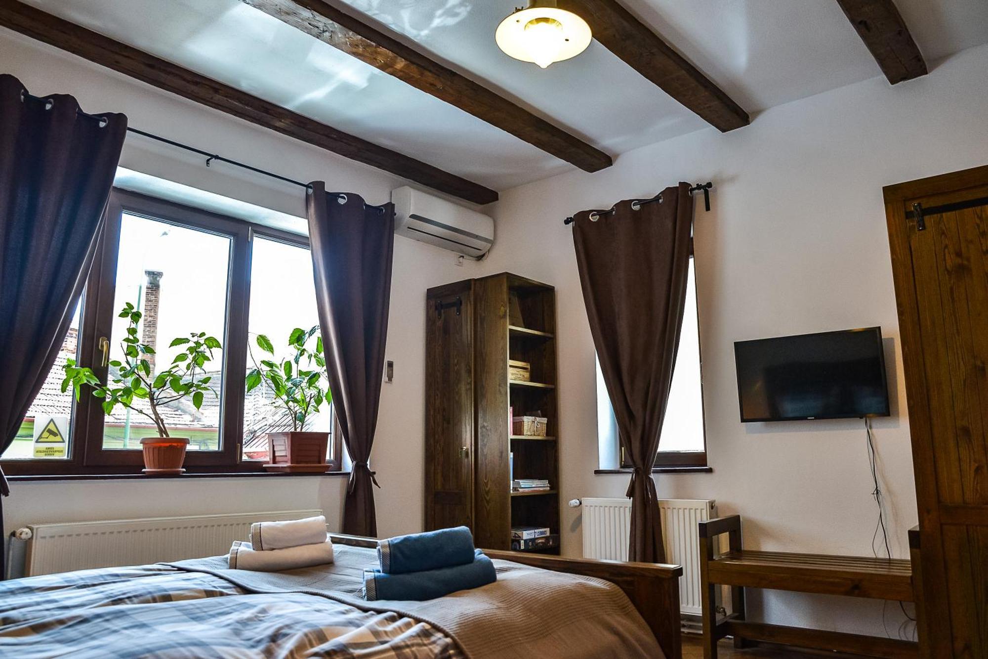 Buzoianu Residence By Holztreppe Braşov Buitenkant foto