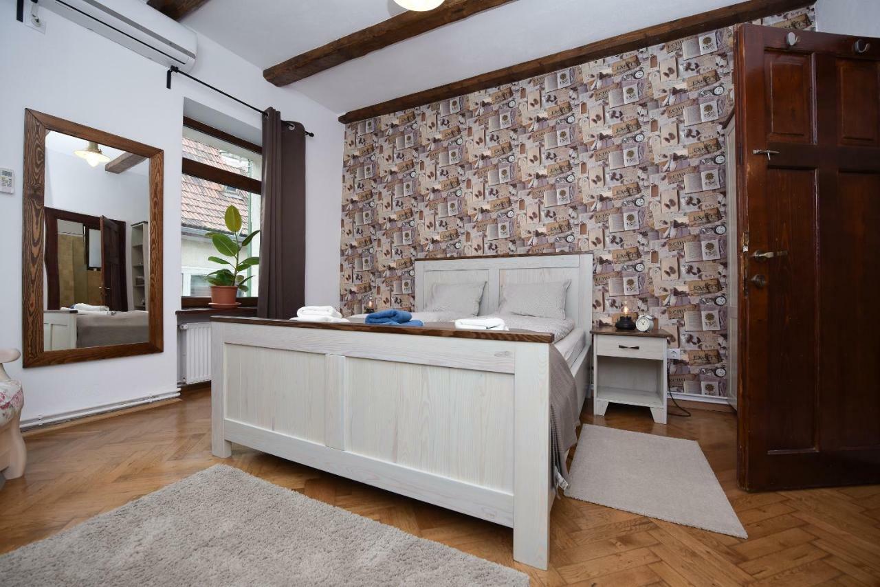 Buzoianu Residence By Holztreppe Braşov Buitenkant foto